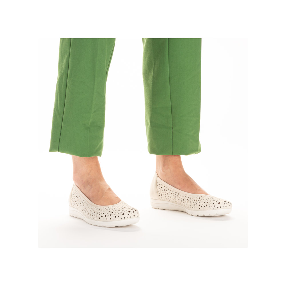 detail Dámské baleríny Rieker L9365-60 béžová