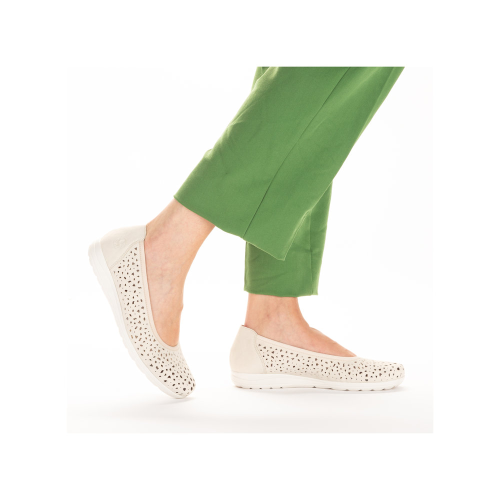 detail Dámské baleríny Rieker L9365-60 béžová