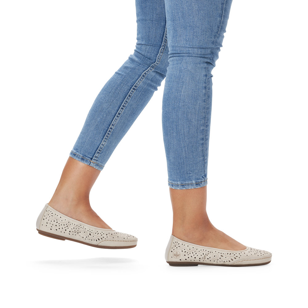 detail Dámské baleríny Rieker 41460-60 béžová