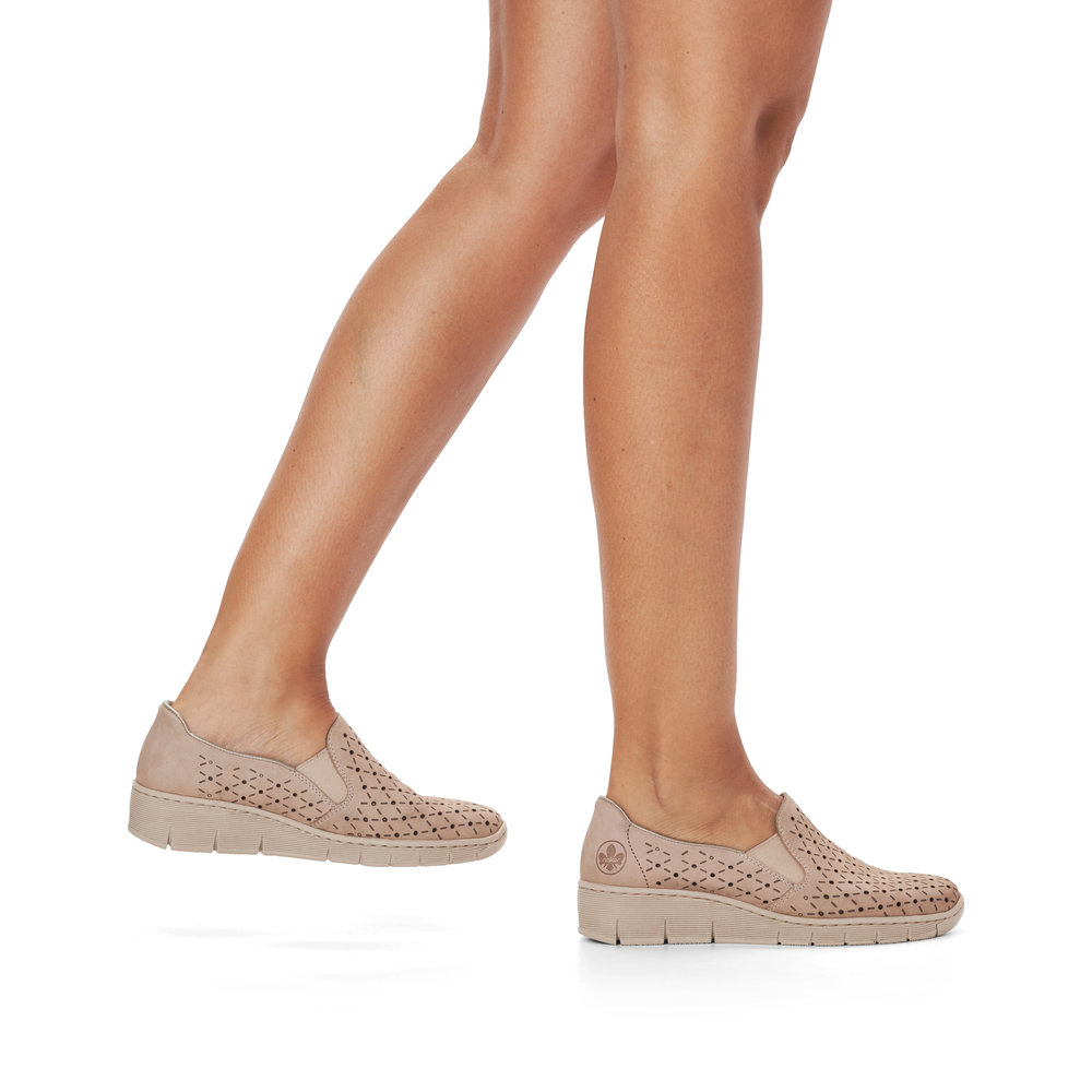 detail Dámské kožené mokasíny Rieker 53795-60 béžová