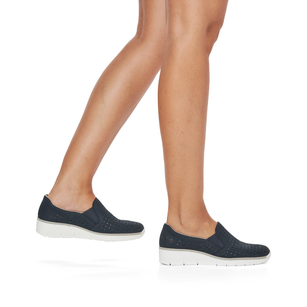 detail Dámské kožené mokasíny Rieker 53799 -14 modrá