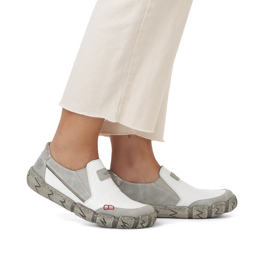 detail Dámské mokasíny Rieker L0359-80 bílá