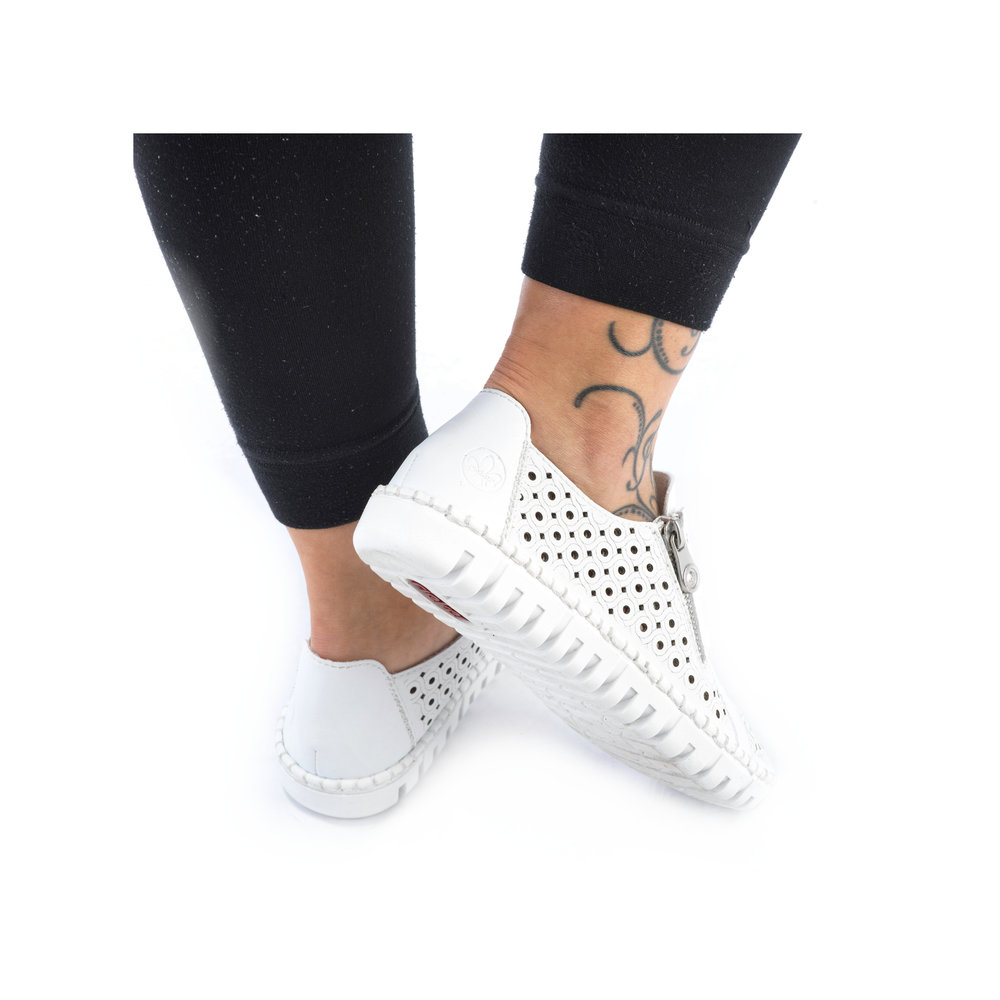 detail Dámské tenisky Rieker M2300-80 bílá