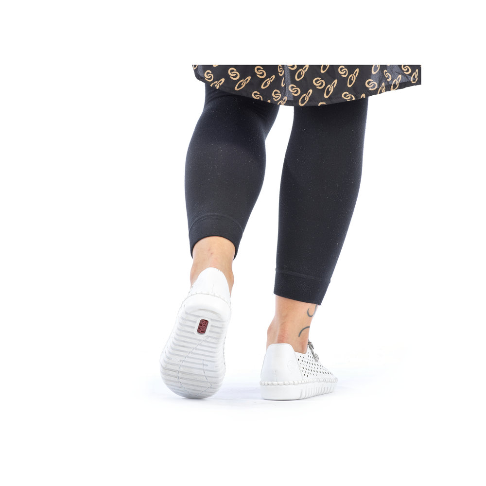 detail Dámské tenisky Rieker M2300-80 bílá