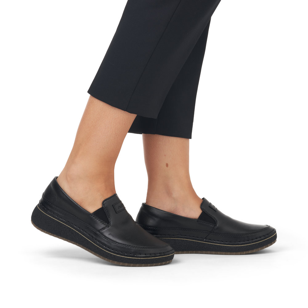 detail Dámské mokasíny Rieker 50950-00 černá