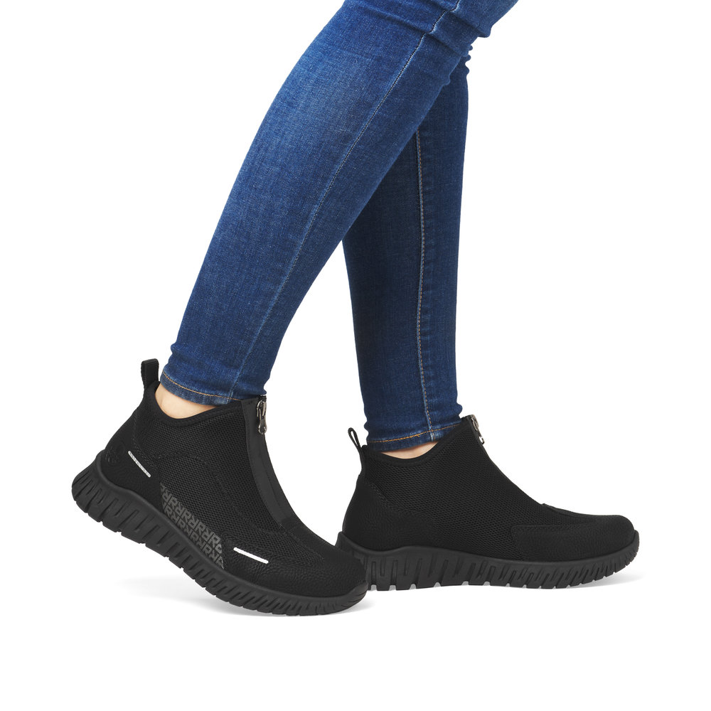 detail Dámské tenisky Rieker M5351-00 černá