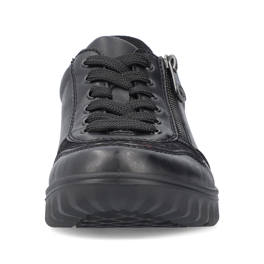 detail Dámské polobotky Rieker59001-00 černá