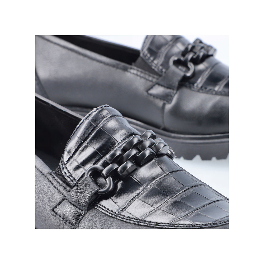 detail Dámské mokasíny Rieker 45561-01 černá