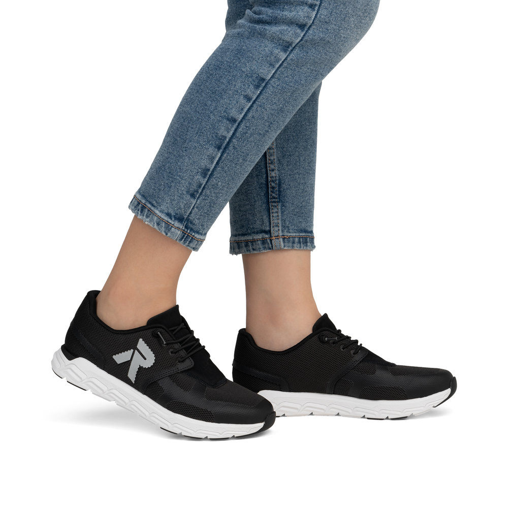 detail Dámské tenisky Rieker M9000-00 černá