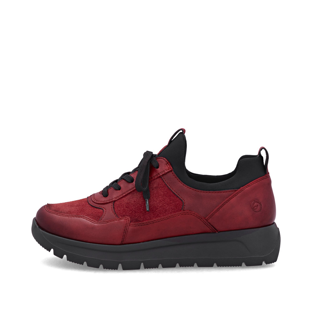 detail Dámské tenisky Remonte D2V00-35 červená