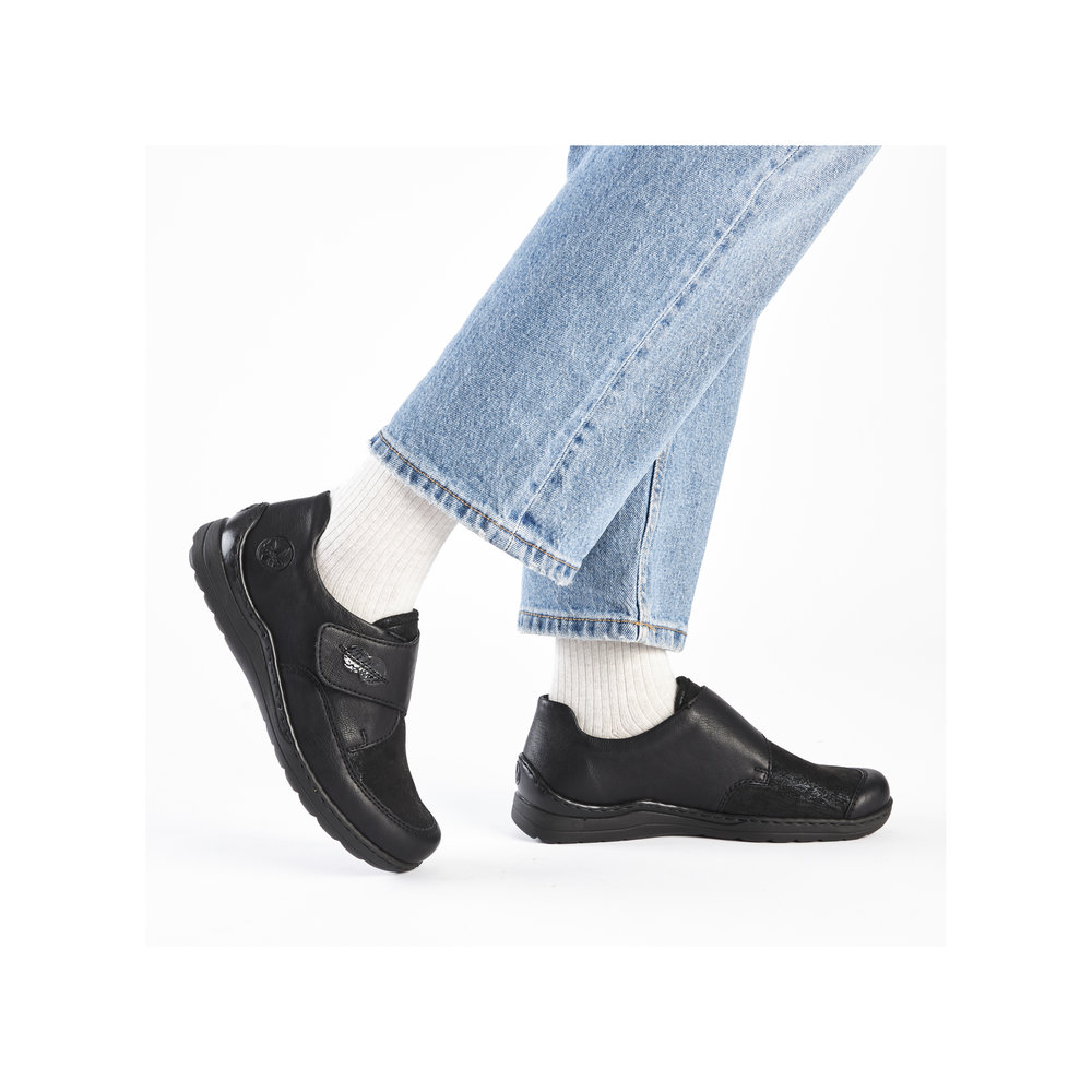 detail Dámsko polobotky Rieker 48954-00 černá