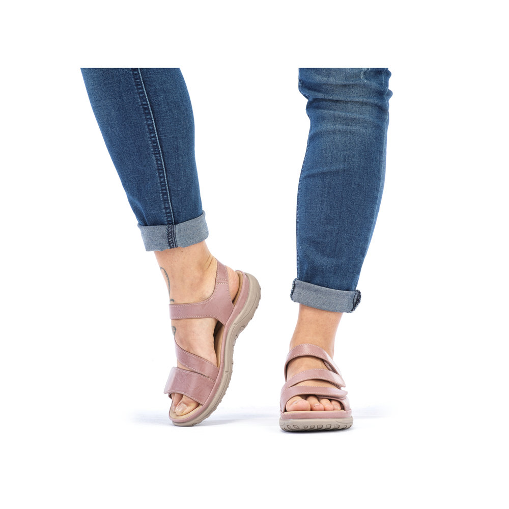 detail Dámské sandály Rieker V8872-31 růžová