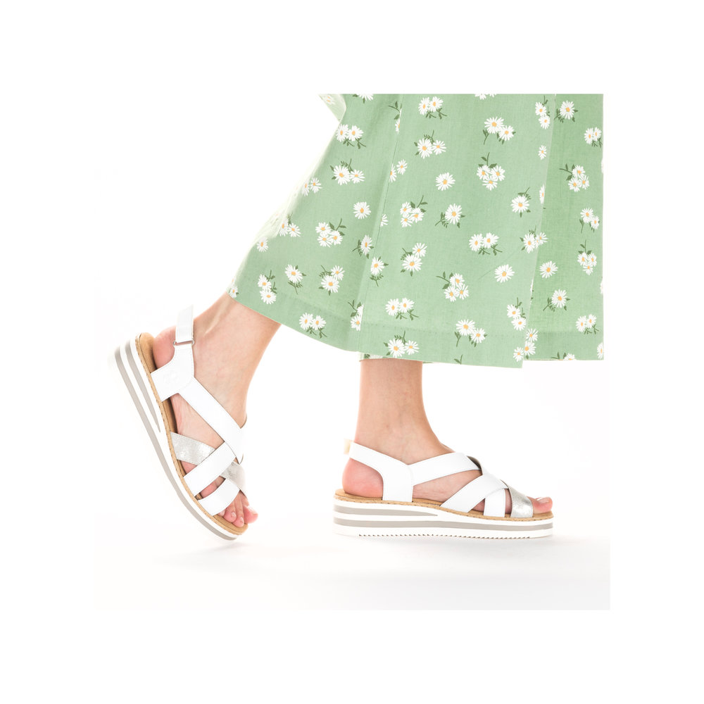 detail Dámské sandály Rieker V0279-80 bílá