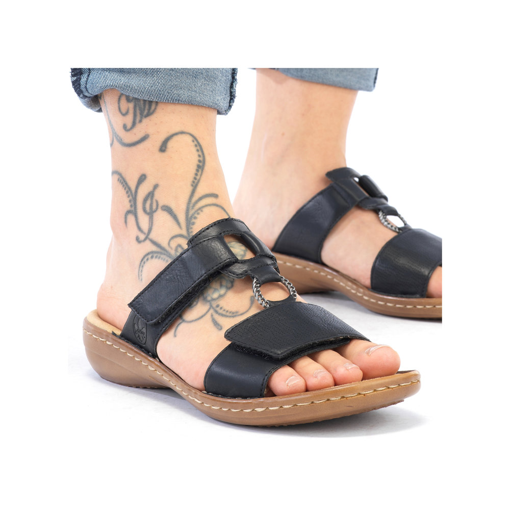 detail Dámské nazouváky Rieker 60885-00 černá