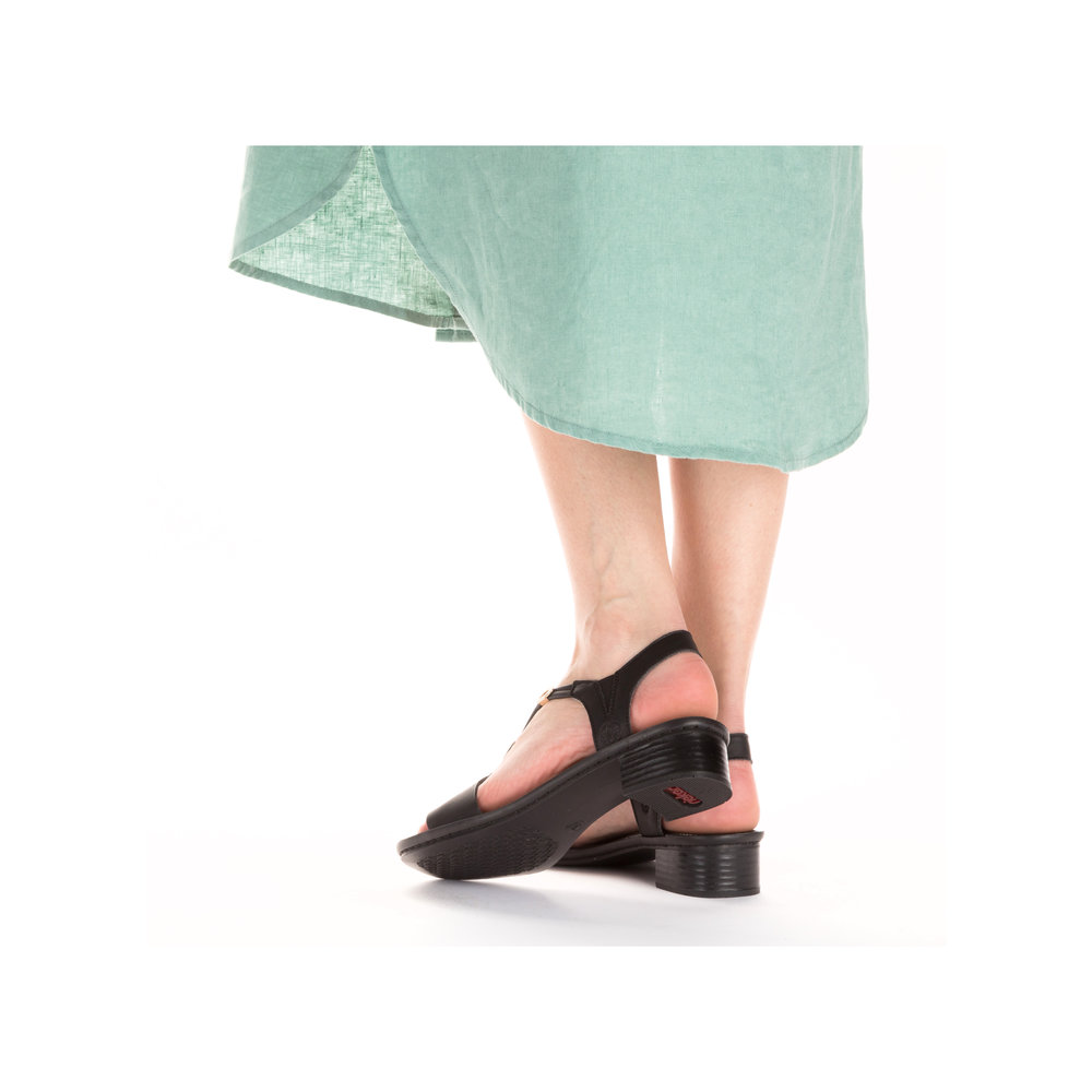 detail Dámské sandály Rieker 62653-00 černá