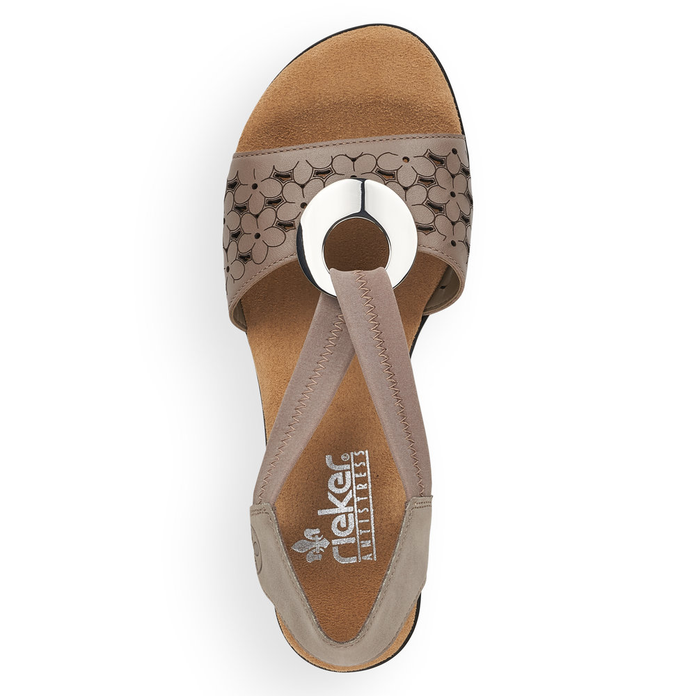 detail Dámské sandály Rieker 64677-64 béžová