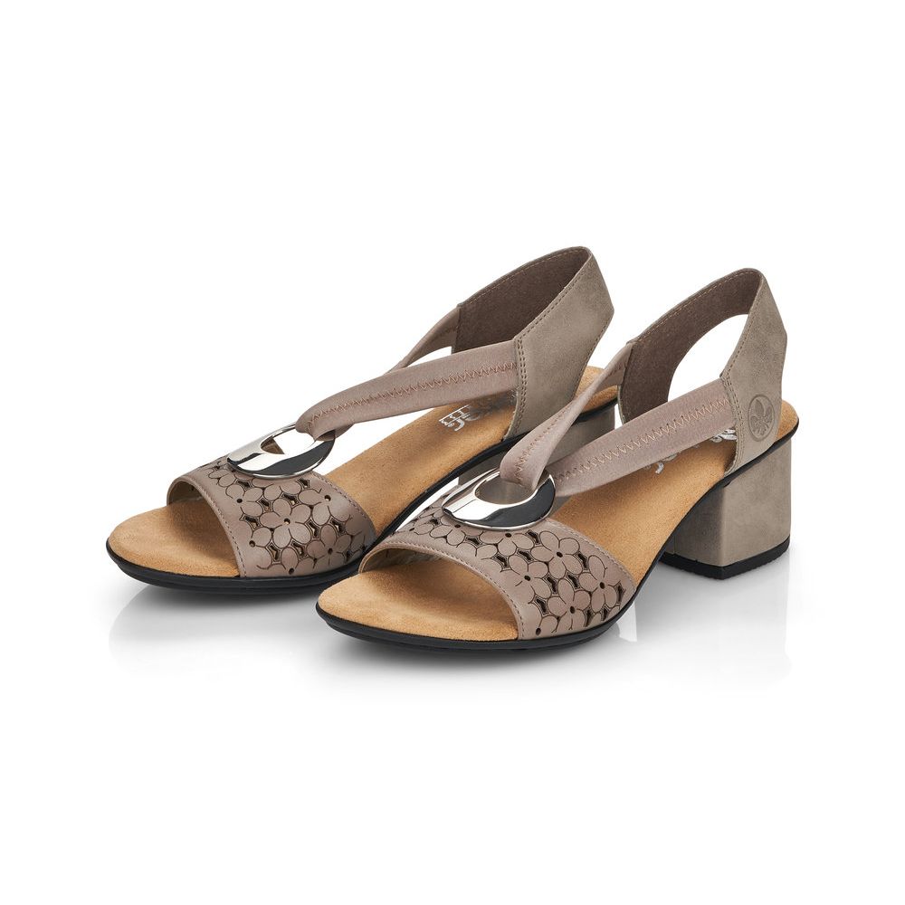 detail Dámské sandály Rieker 64677-64 béžová