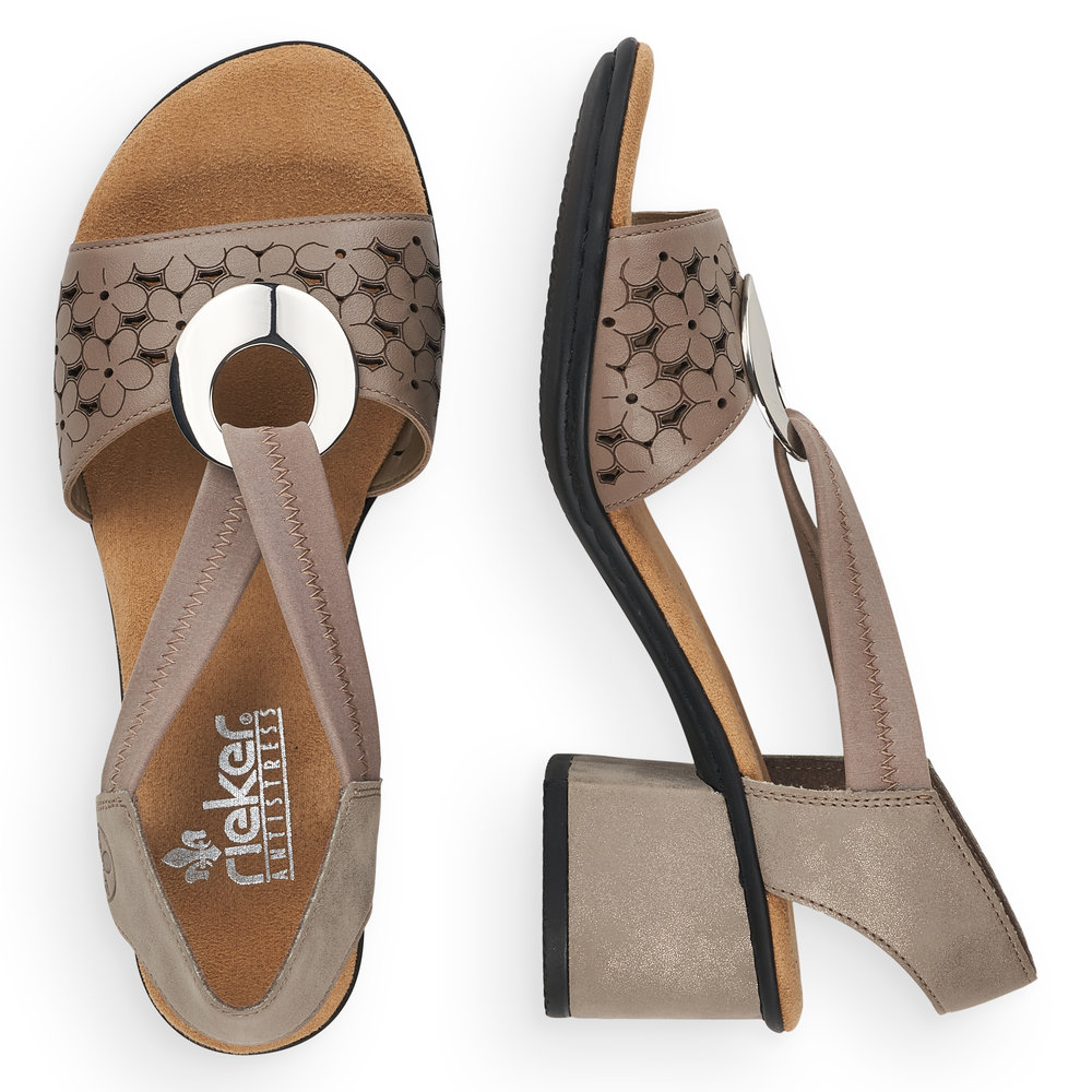 detail Dámské sandály Rieker 64677-64 béžová