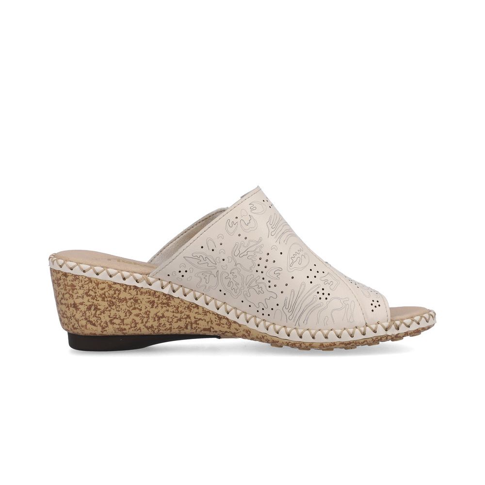 detail Dámské kožené pantofle Rieker 66191-60 béžová