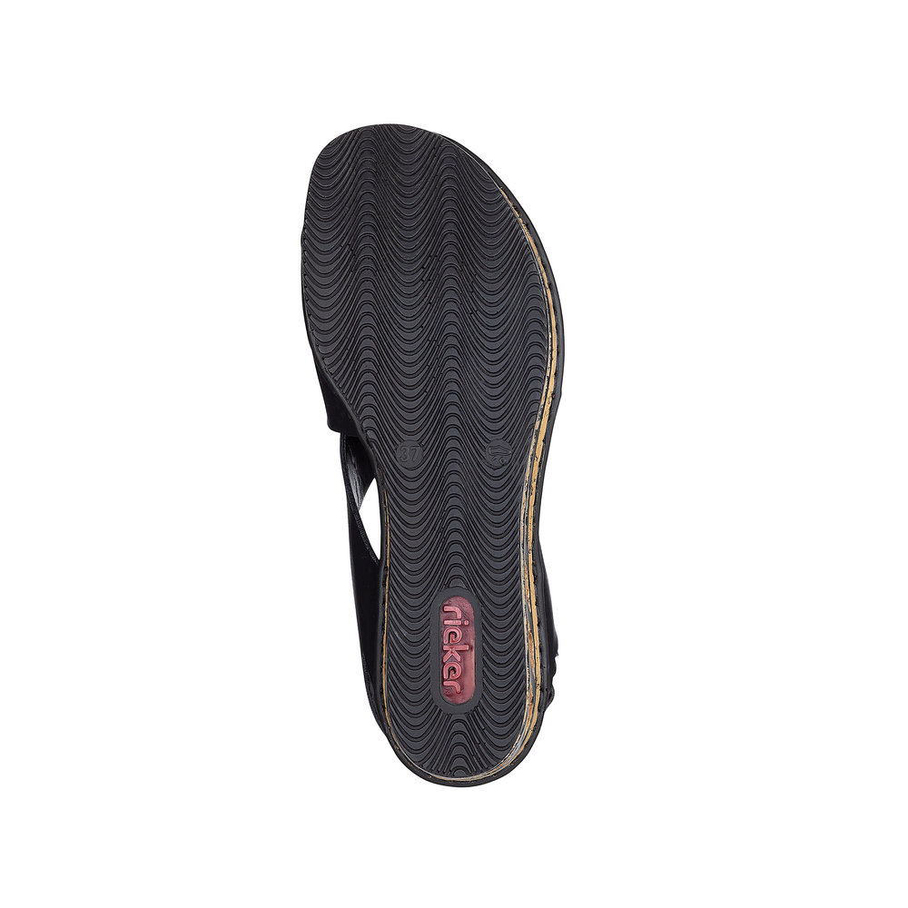 detail Dámské sandály Rieker 68189-00 černá