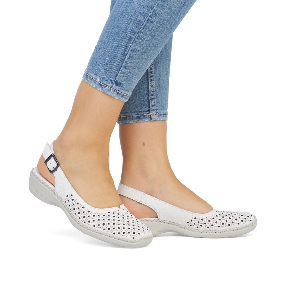 detail Dámské kožené sandály Rieker 41350-80 bílá