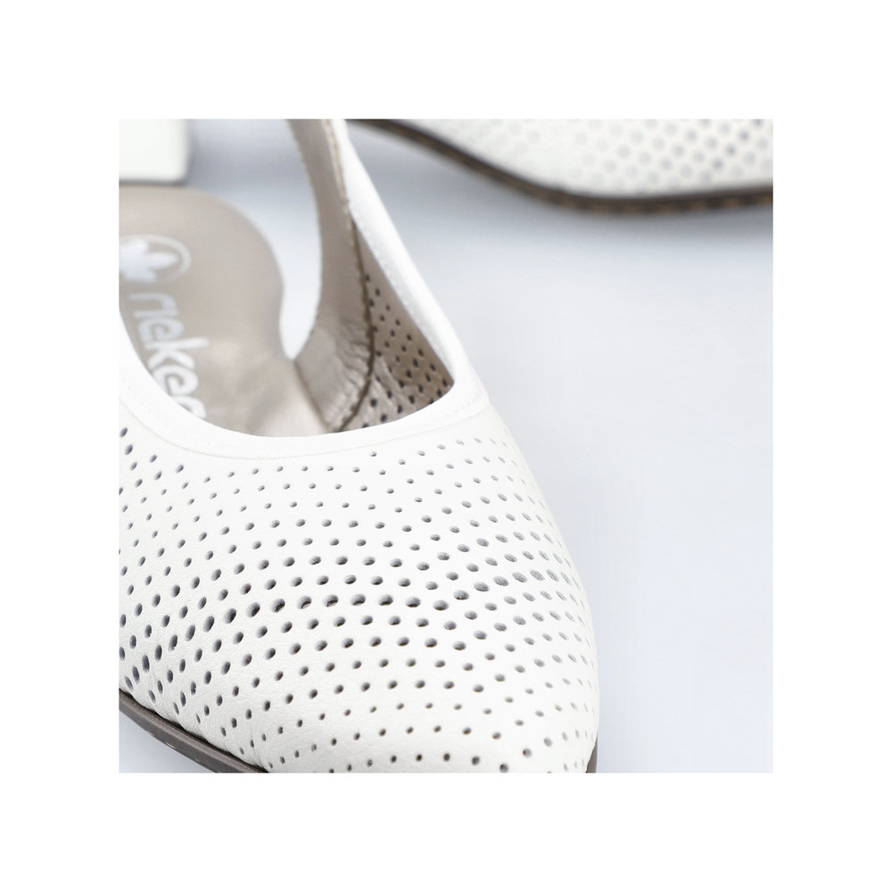 detail Dámské kožené sandály Rieker 47066-80 bílá