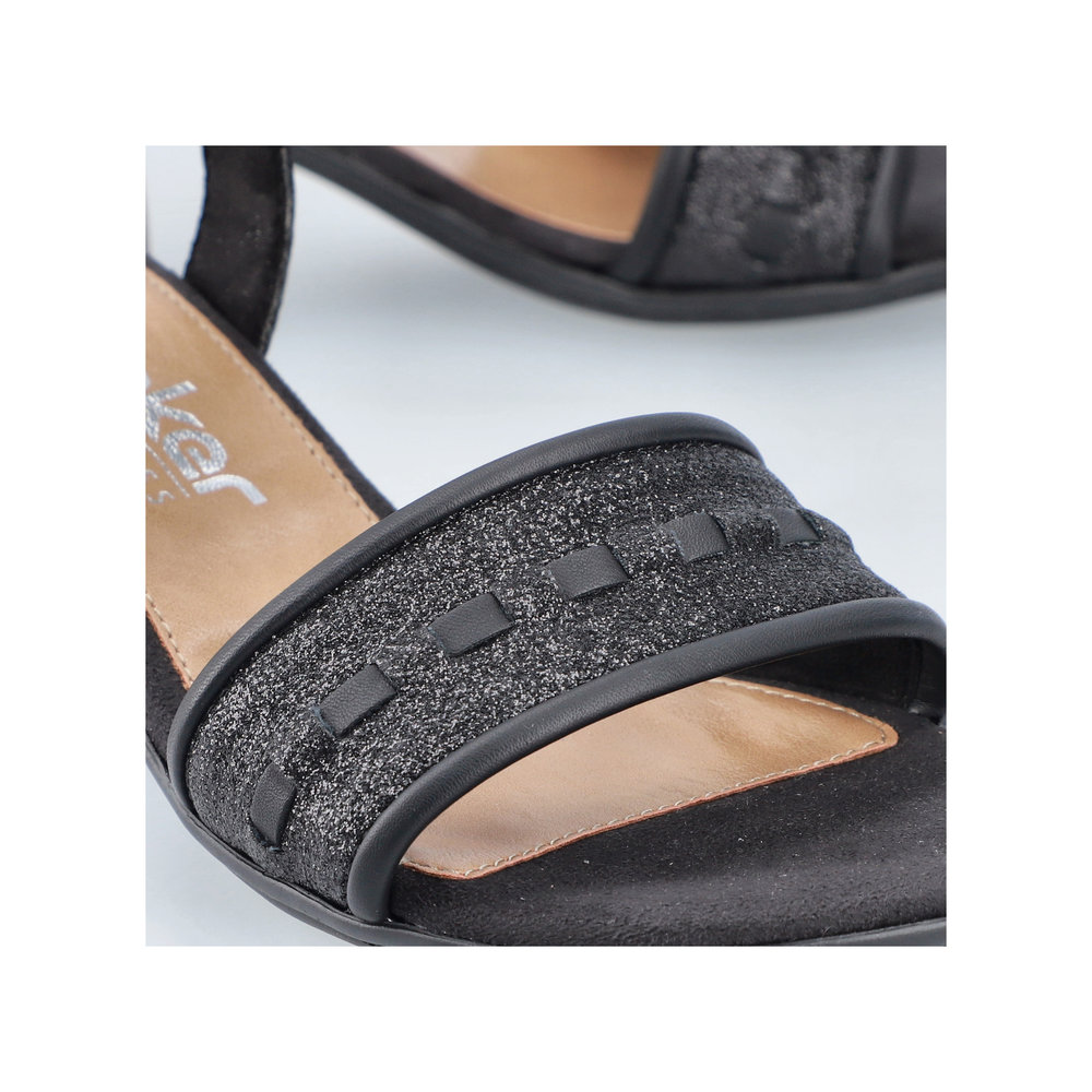 detail Dámské sandály Rieker 64653-00 černá