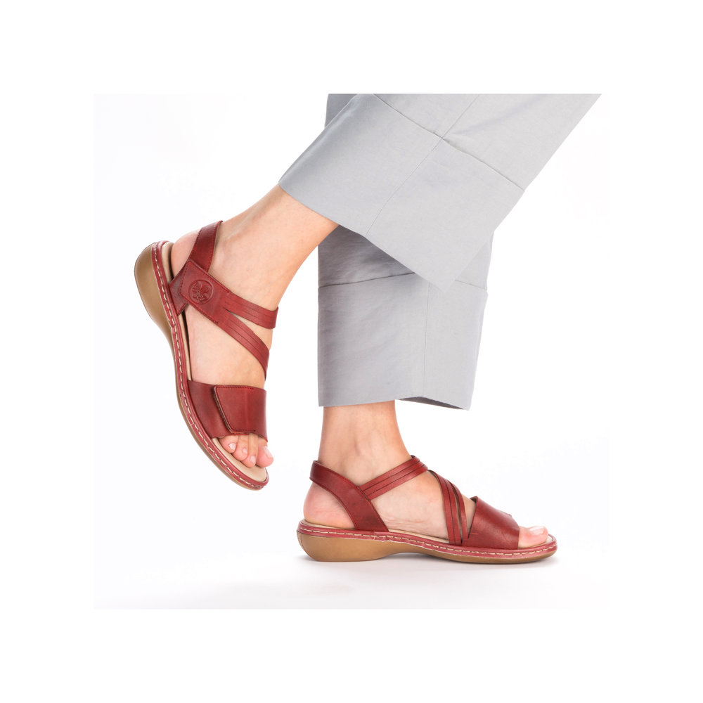 detail Dámské kožené sandály Rieker 65964-35 červená