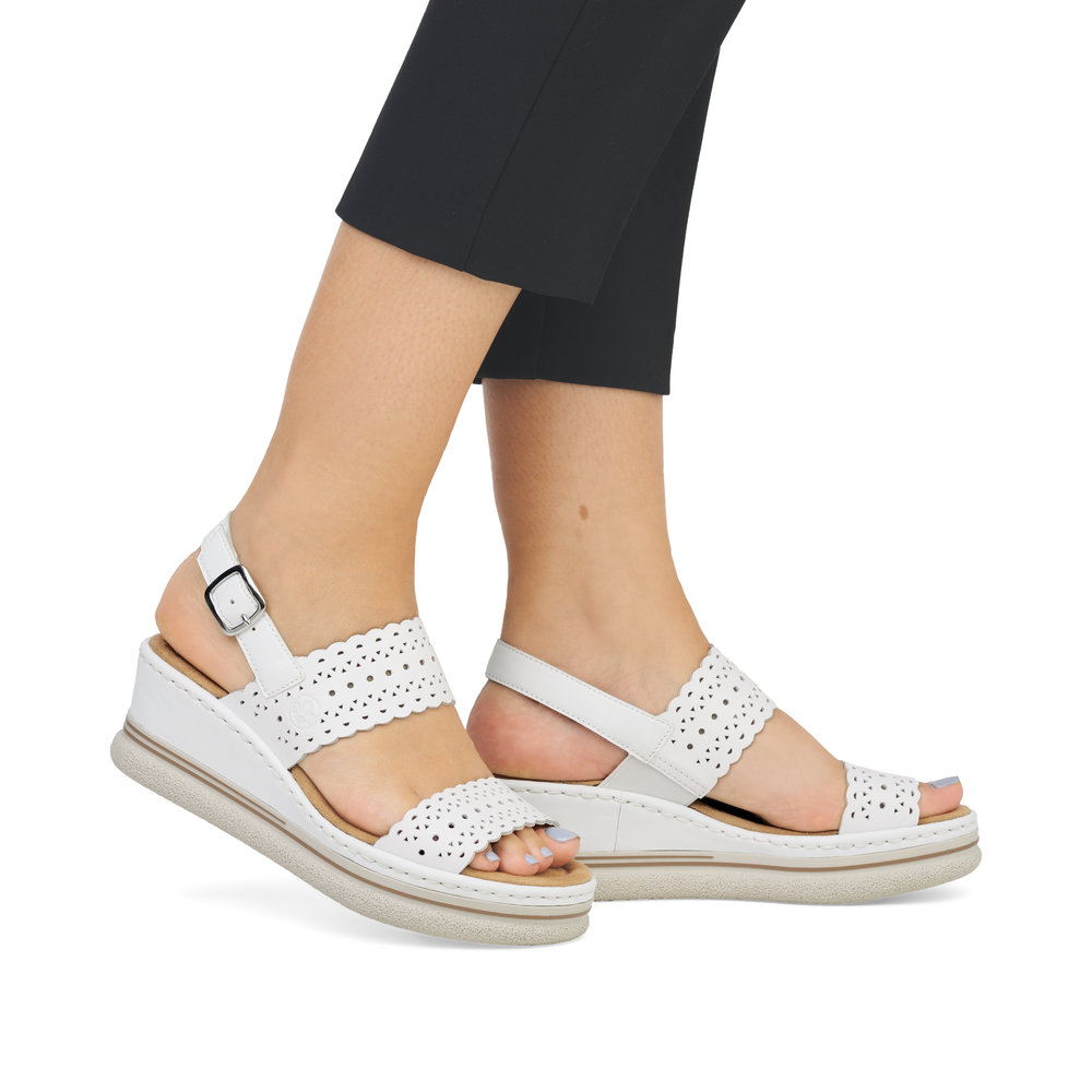 detail Dámské sandály Rieker 67704-80 bílá