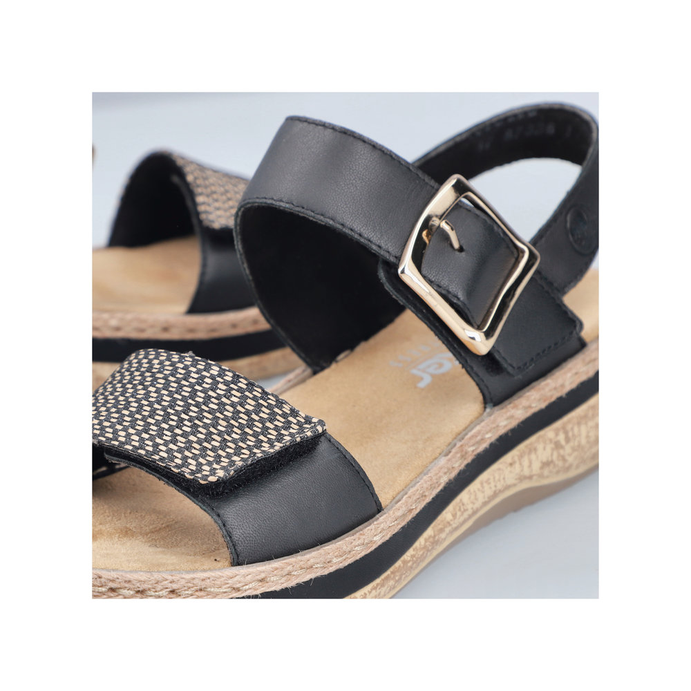 detail Dámské sandály Rieker V0951-00 černá