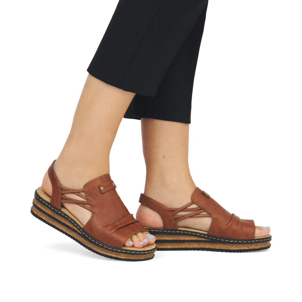 detail Dámské sandály Rieker 62962-22 hnědá