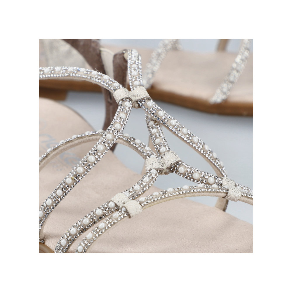 detail Dámské sandály Rieker 64270-60 béžová