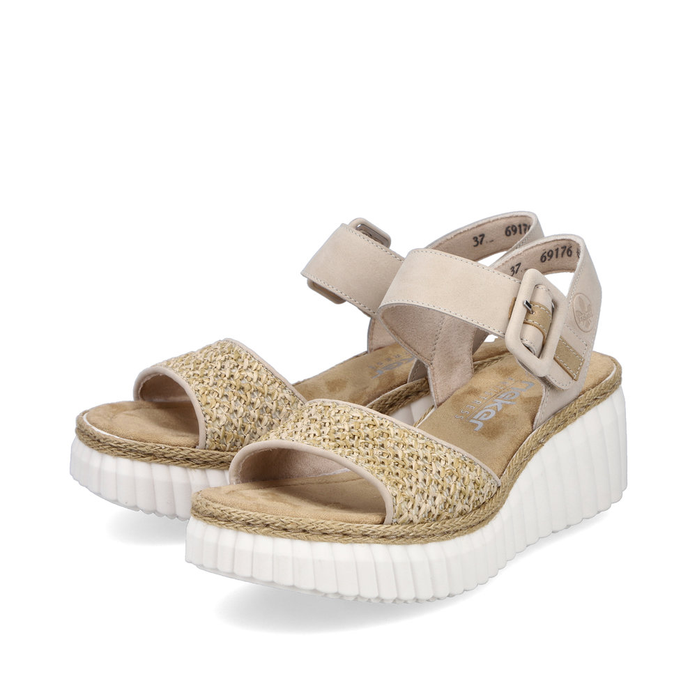 detail Dámské sandály Rieker 69176-62 béžová