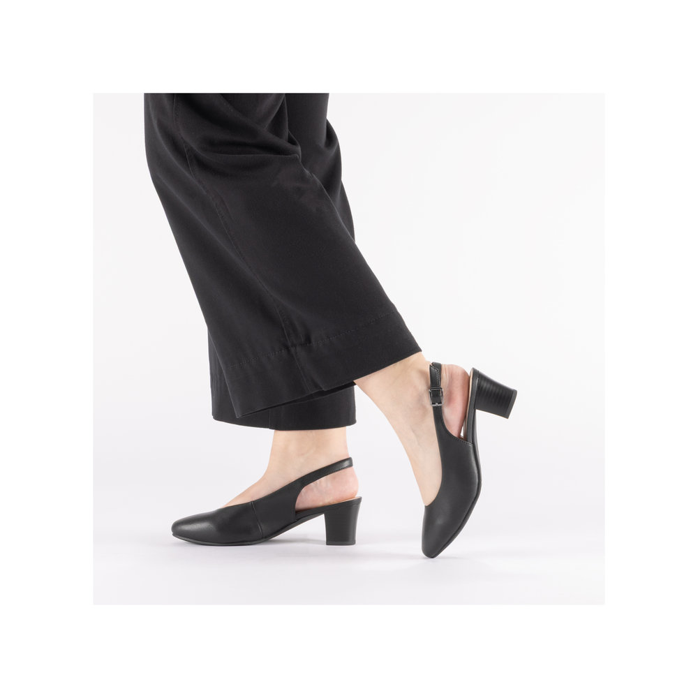 detail Dámské kožené lodičky Rieker 44651-00 černá