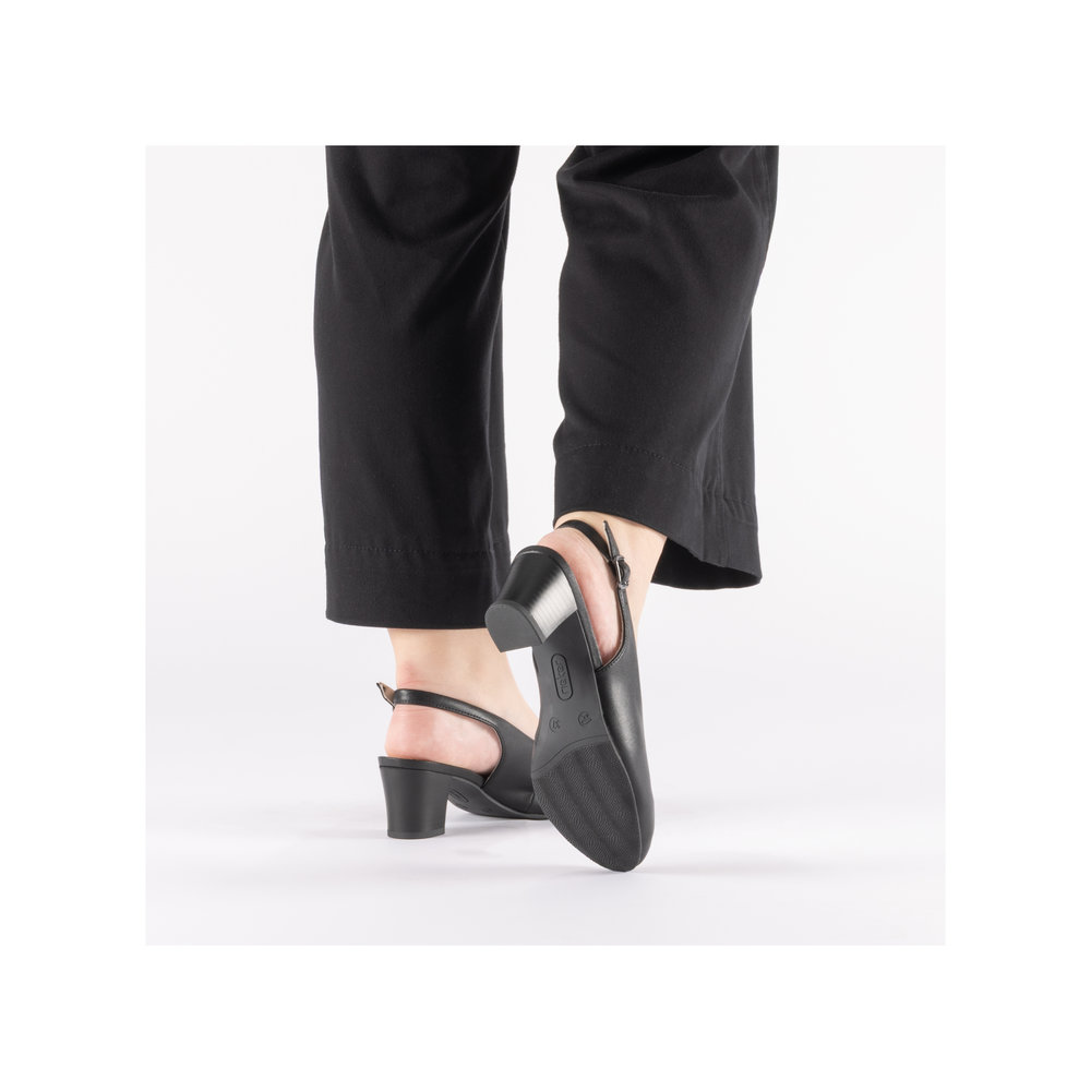 detail Dámské kožené lodičky Rieker 44651-00 černá