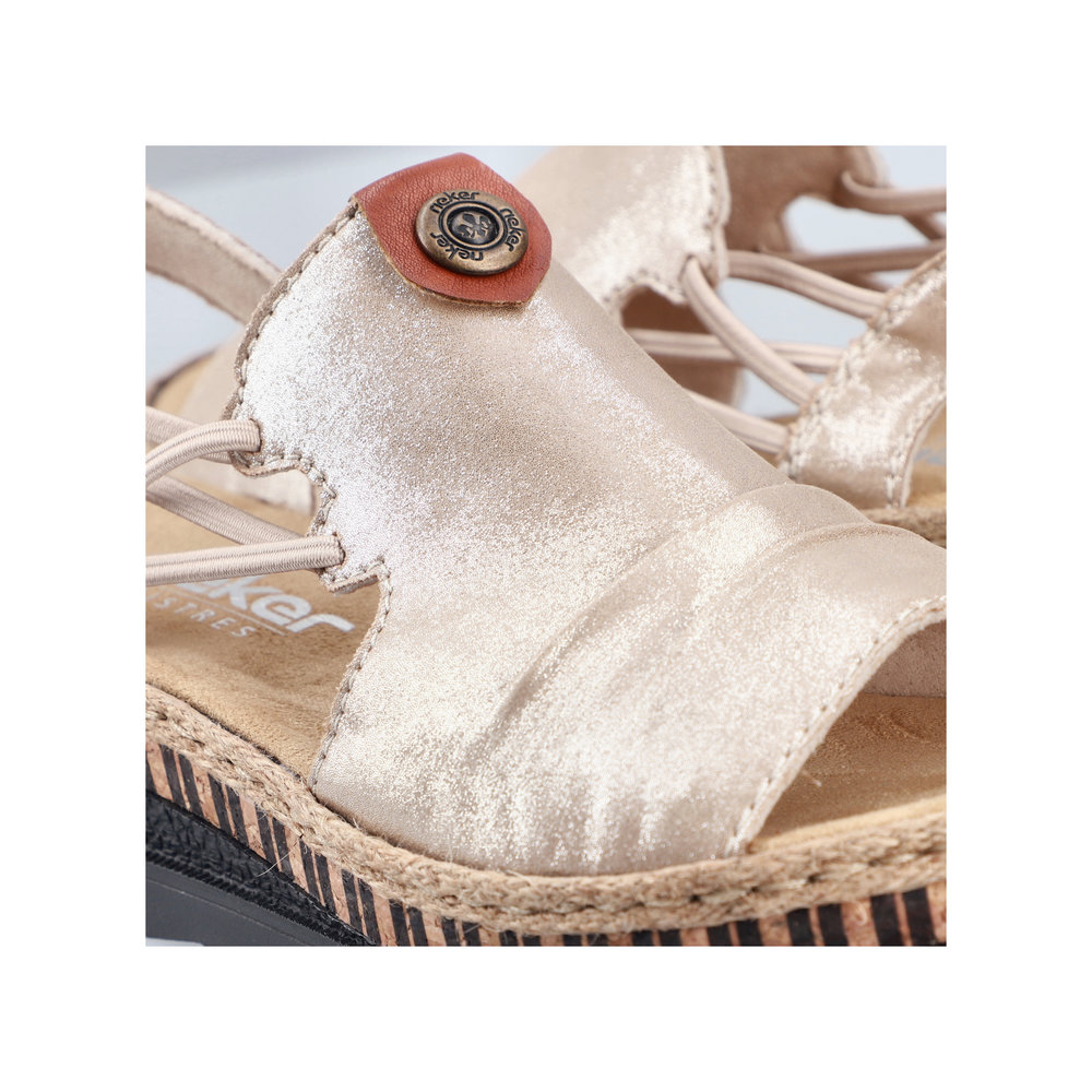 detail Dámské sandály Rieker V7972-60 béžová