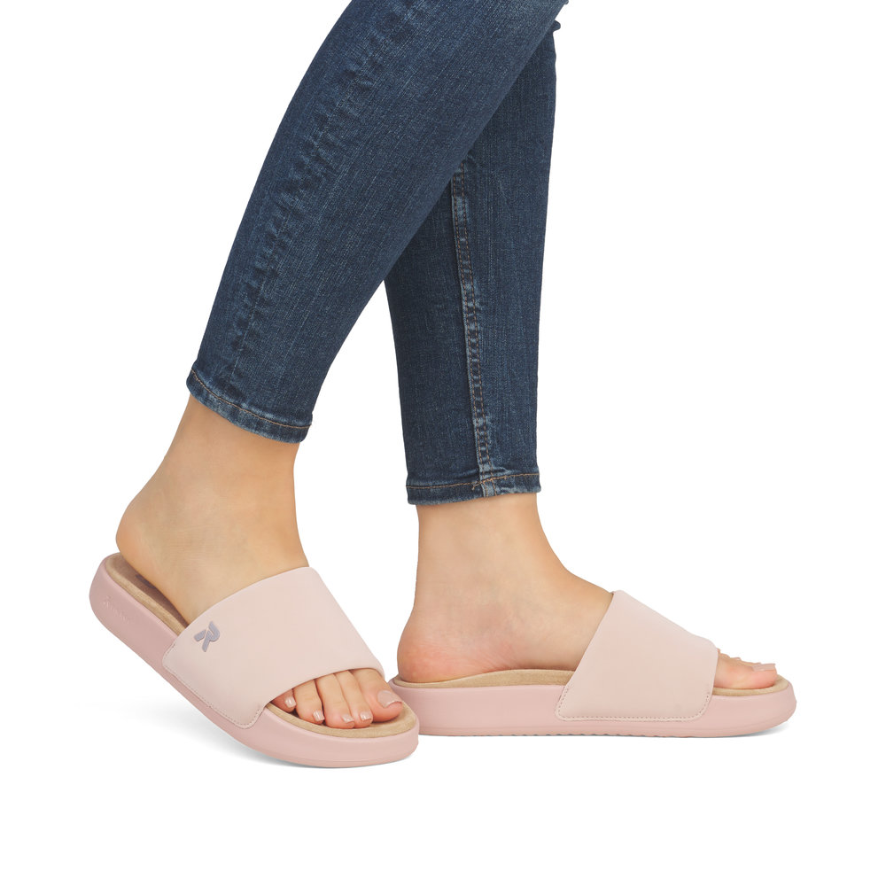 detail Dámské pantofle Rieker W3250-31 růžová