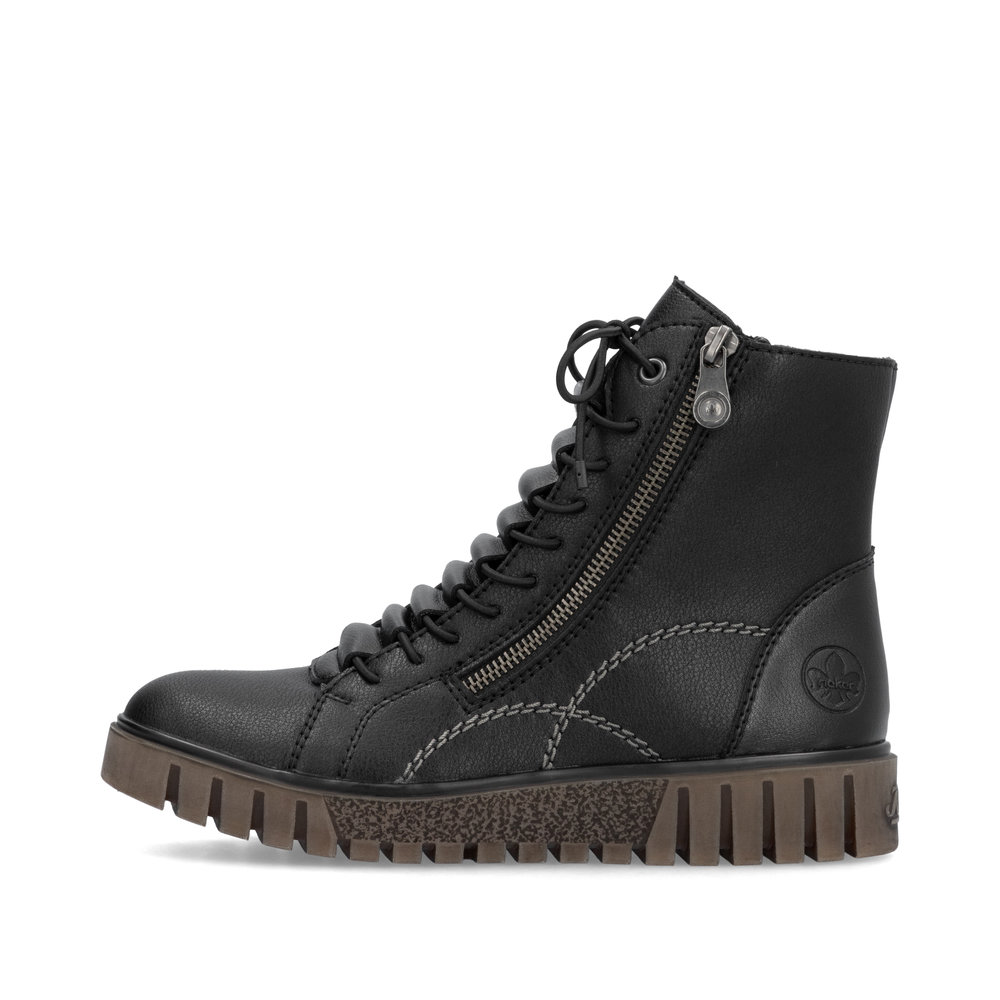detail Dámská kotníková obuv Rieker Y3410-00 černá