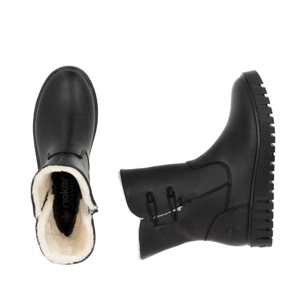 detail Dámská kožená kotníková obuv Rieker Y3468-00 černá