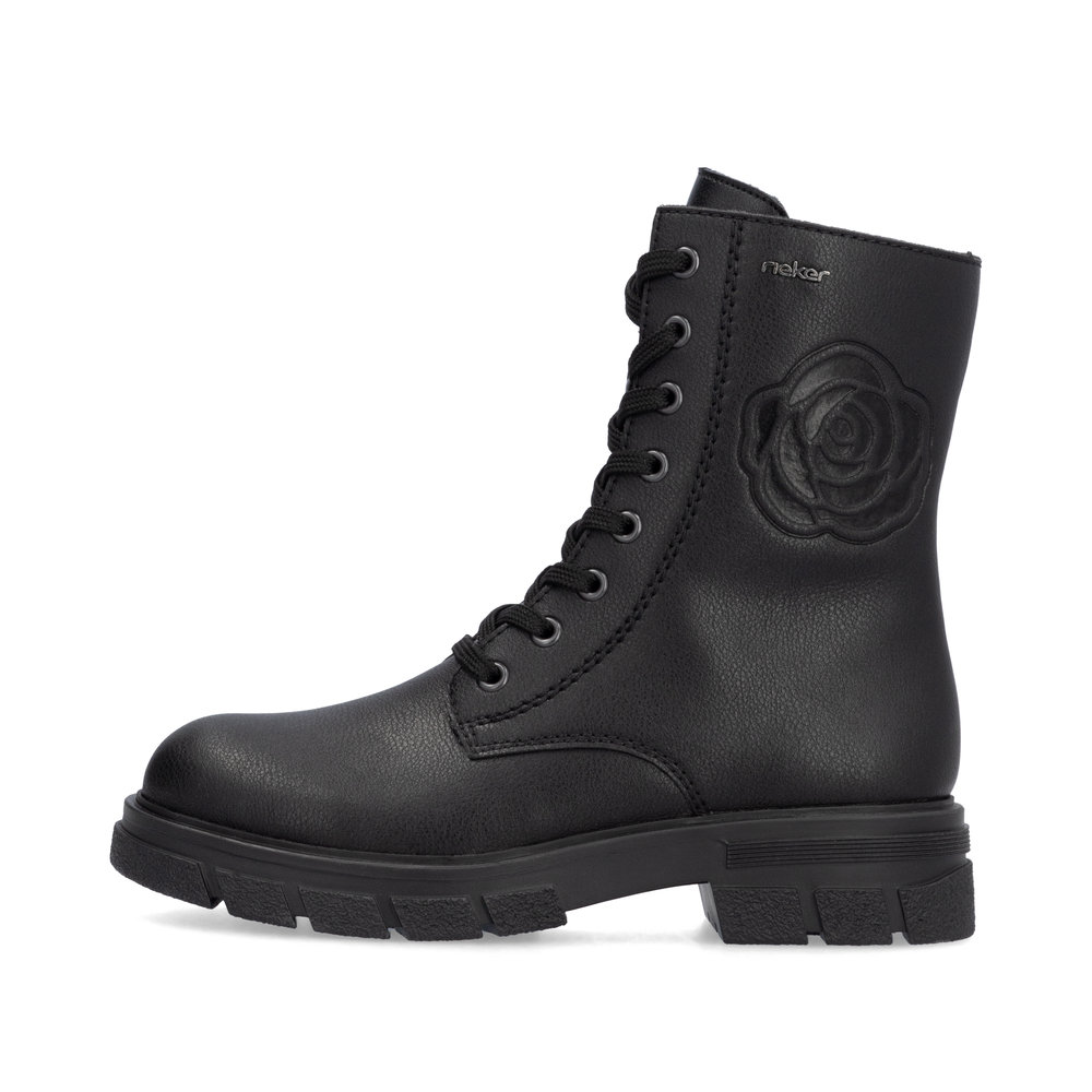 detail Dámská kotníková obuv Rieker Z9129-00 černá