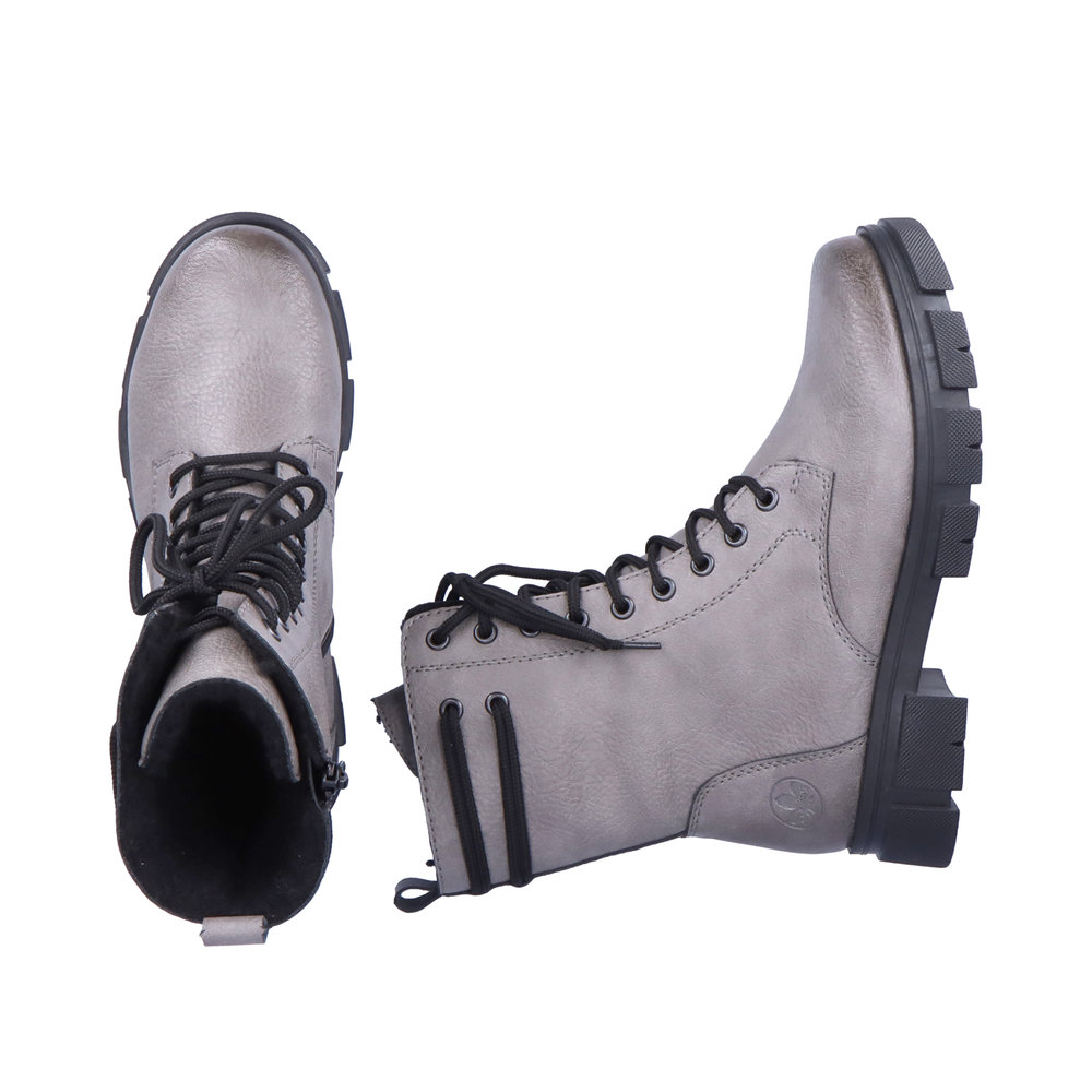 detail Dámská kotníková obuv Rieker Y7117-40 šedá