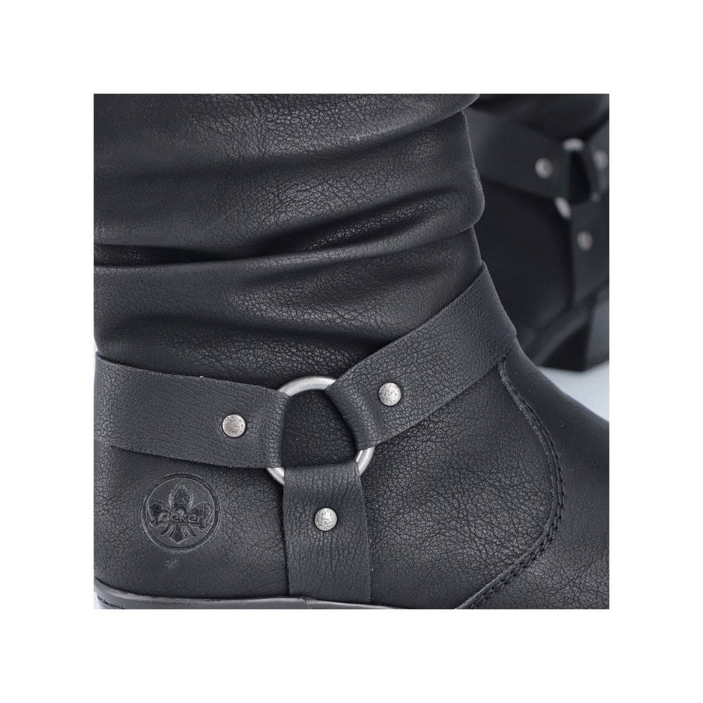 detail Dámská kotníková obuv Rieker Y1760-00 černá