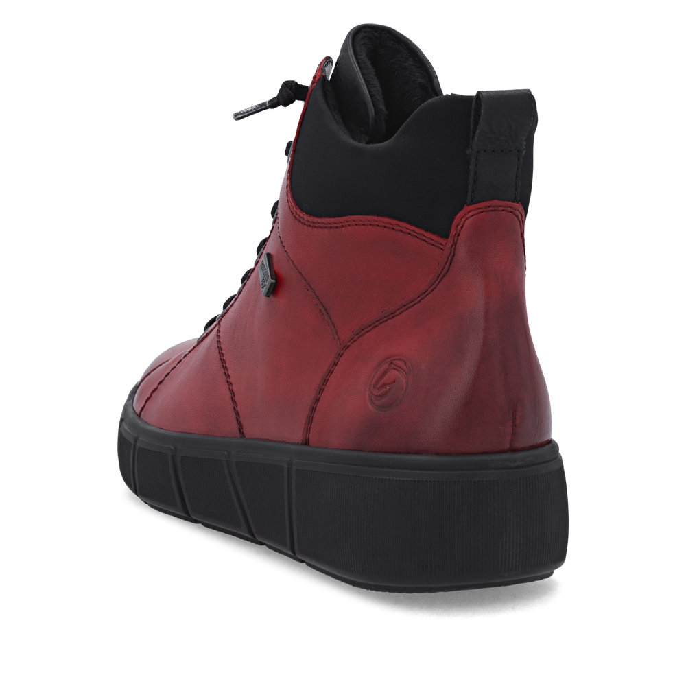 detail Dámská kotníková obuv Remonte D1T76-35 červená