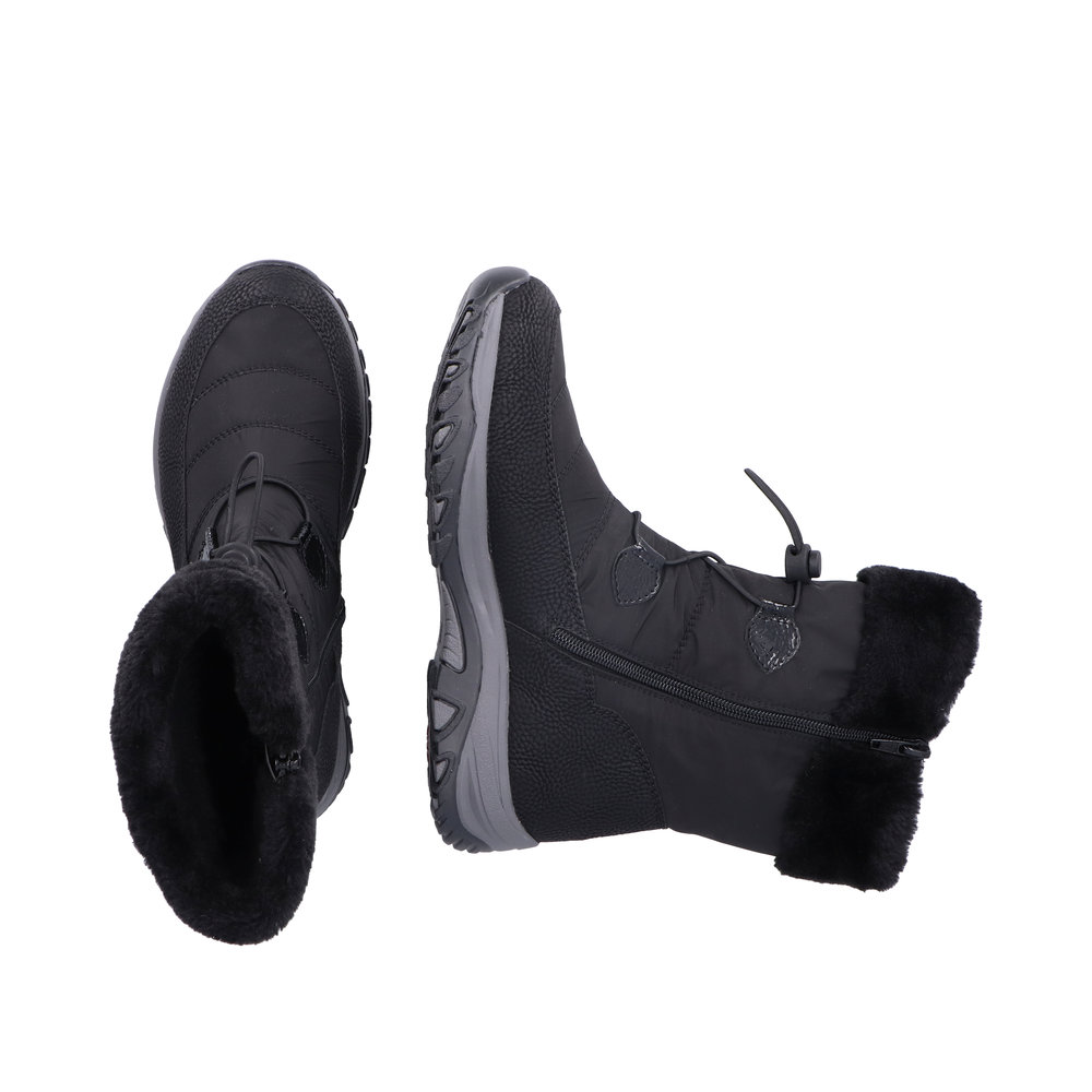 detail Dámská kotníková obuv Rieker M9683-00 černá