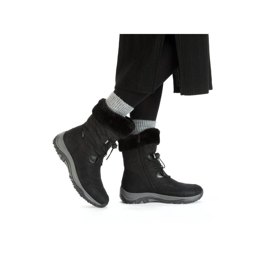 detail Dámská kotníková obuv Rieker M9683-00 černá