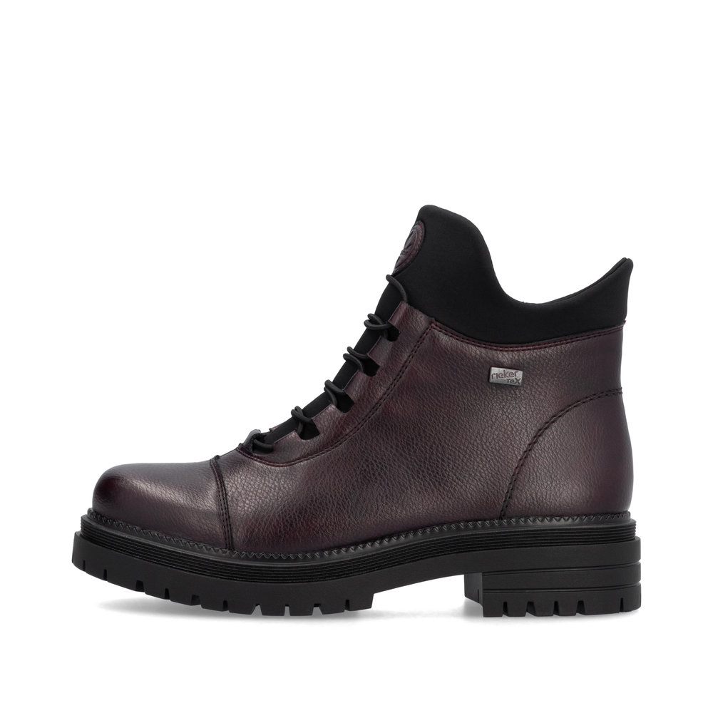 detail Dámská kotníková obuv Rieker Y3163-35 vínová