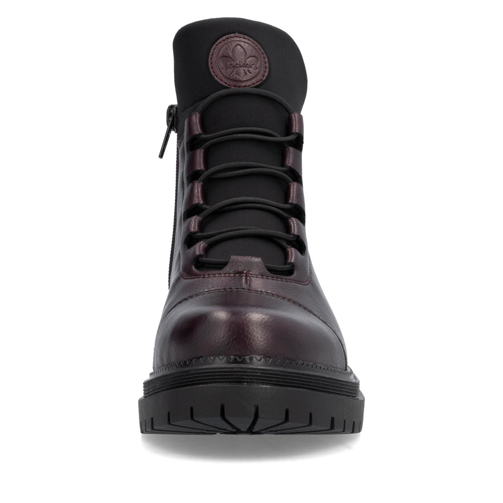 detail Dámská kotníková obuv Rieker Y3163-35 vínová