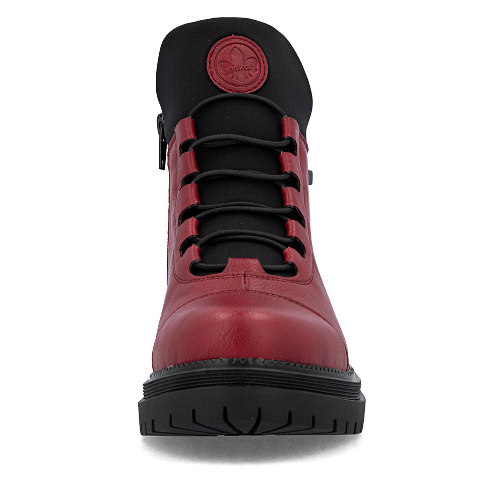 detail Dámská kotníková obuv Rieker Y3163-36 červená