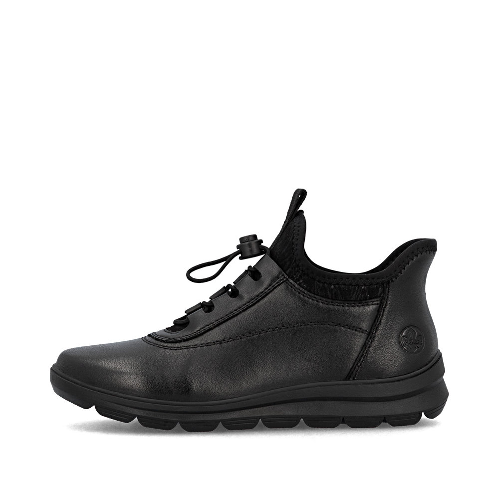 detail Dámská kotníková obuv Rieker Z0057-00 černá