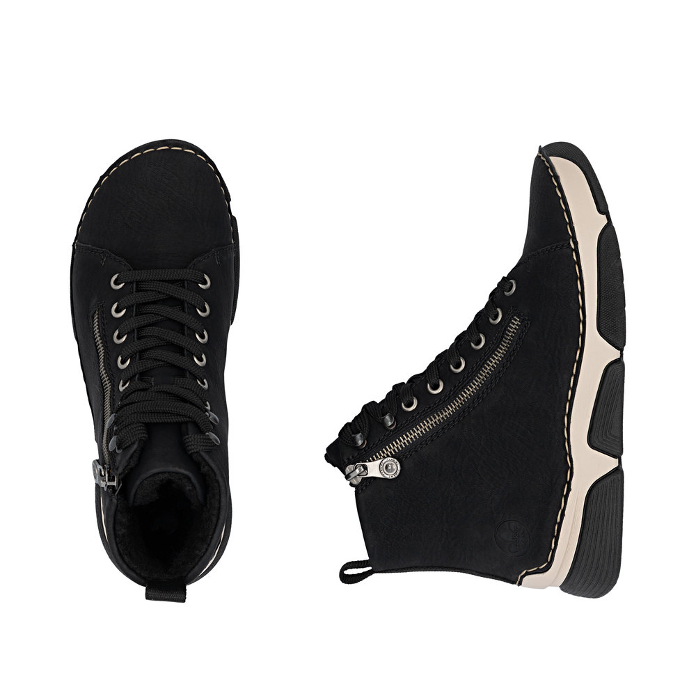 detail Dámská kotníková obuv Rieker 45920-01 černá